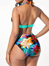 Women's Swimwear Bikini 2 Piece Plus Size Swimsuit Open Back Printing Leopard Print Flower Green Blue Brown White Halter V Wire Bathing Suits Sexy Vacation Fashion / Modern / New / Padded Bras